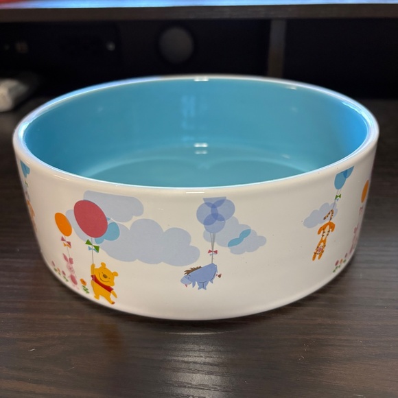 DISNEY WINNIE THE POOH 5 CUP DOG FOOD/WATER BOWL - Picture 2 of 4